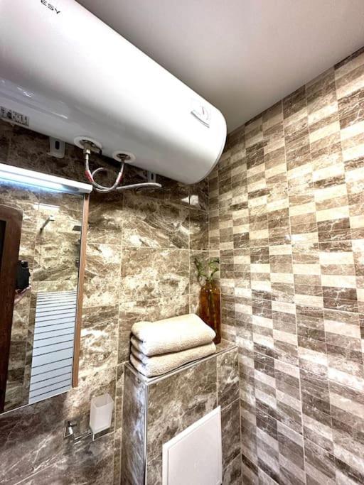 Green Park Apartment - Brand New Studio! Русе Екстер'єр фото